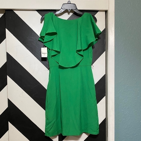 Ronni Nicole Dress Fit and Flare Size 6 - Picture 2 of 8